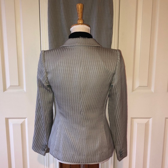 Armani Collezioni Grey Suit - Picture 6 of 8